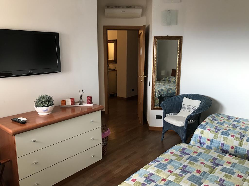 Dimora Spina Hotel Ferrazzano Bagian luar foto